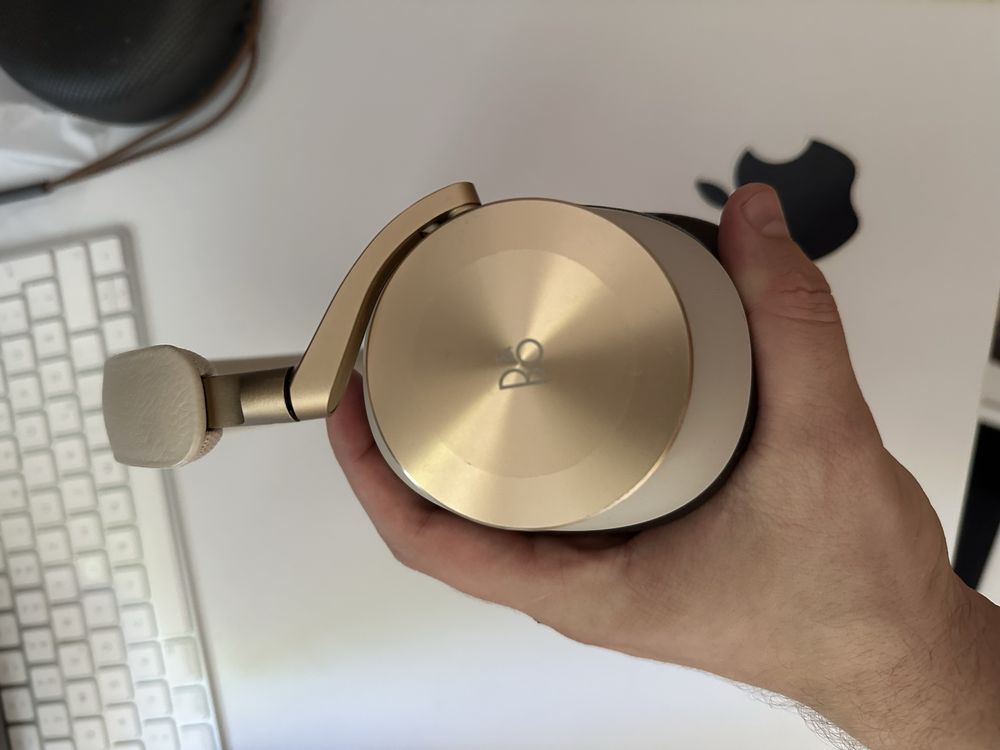 Bang & Olufsen Beoplay h95