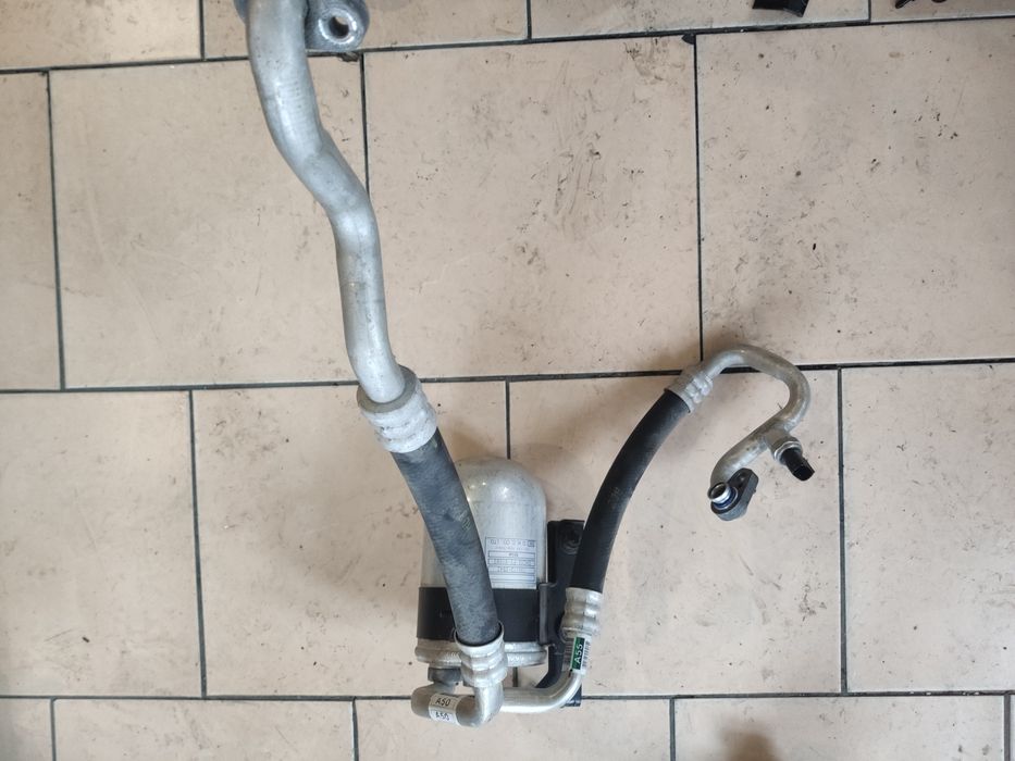 KIA EV6 Розпродаж! трубки, шланги, повітряпроводи є все