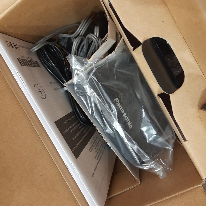Радіотелефон DECT Panasonic KX-TG1711UAB