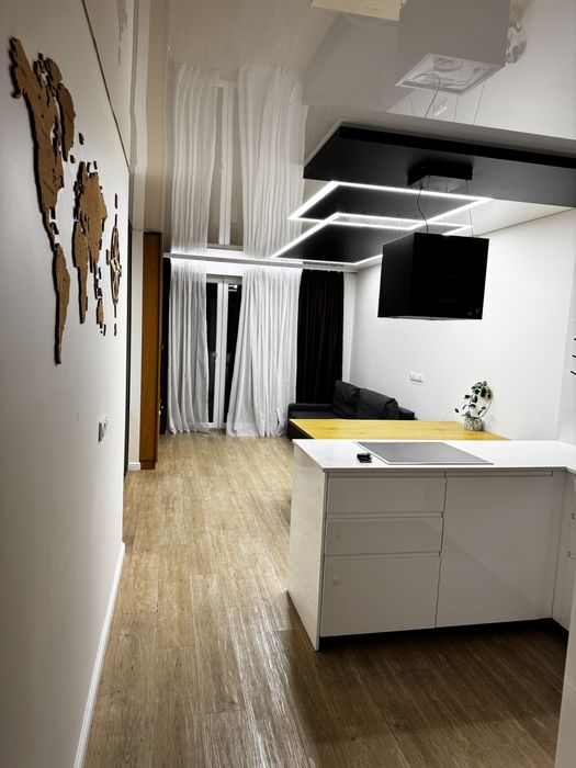 Bezpośrednio sprzedam mieszkanie z ogródkiem i komórką lokatorską