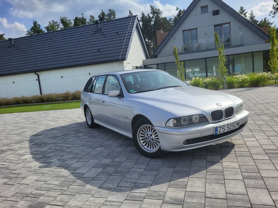 Samochód Bmw e39 525i