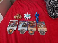 Zestaw bakugan figurki i karty
