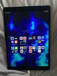 iPad 2017 pro / 64 gb / 120 fps