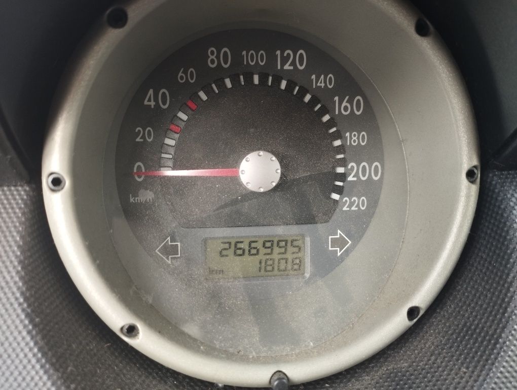 Sprzedam VW  Lupo z gazem w cenie roweru.
