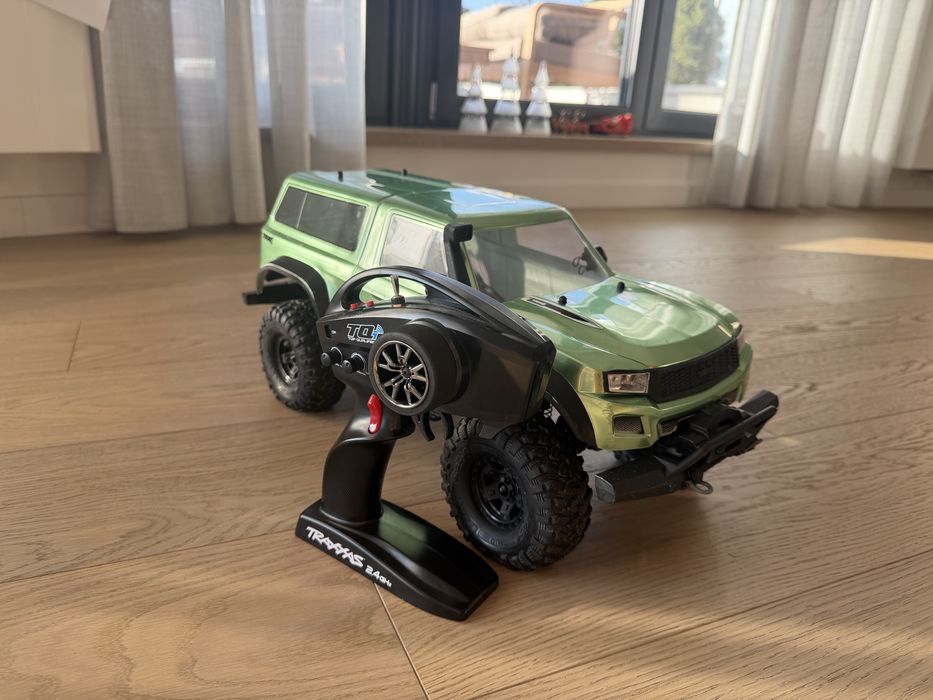 Traxxas TRX-4 (BK system, 2 biegi, blokady z pilota, akumulator 5000