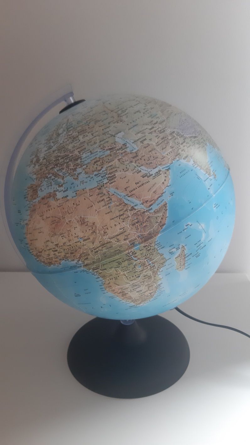 Globus podświetlany