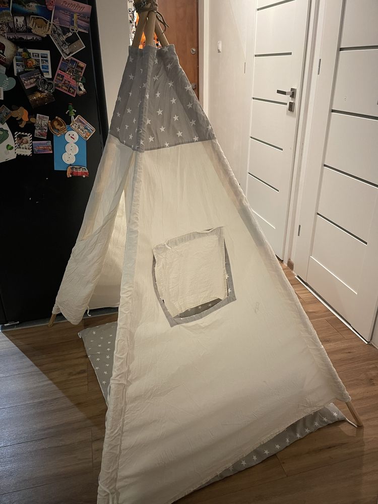 Namiot tipi gwiazdki