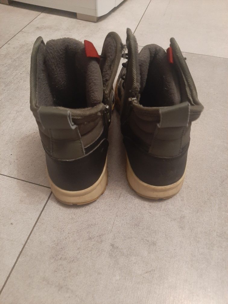Buty zimowe chłopięce