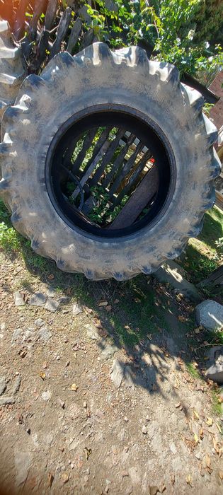 Sprzedam opony  14.9r24