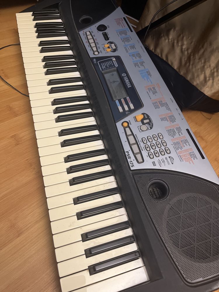 Yamaha PSR 175 синтезатор