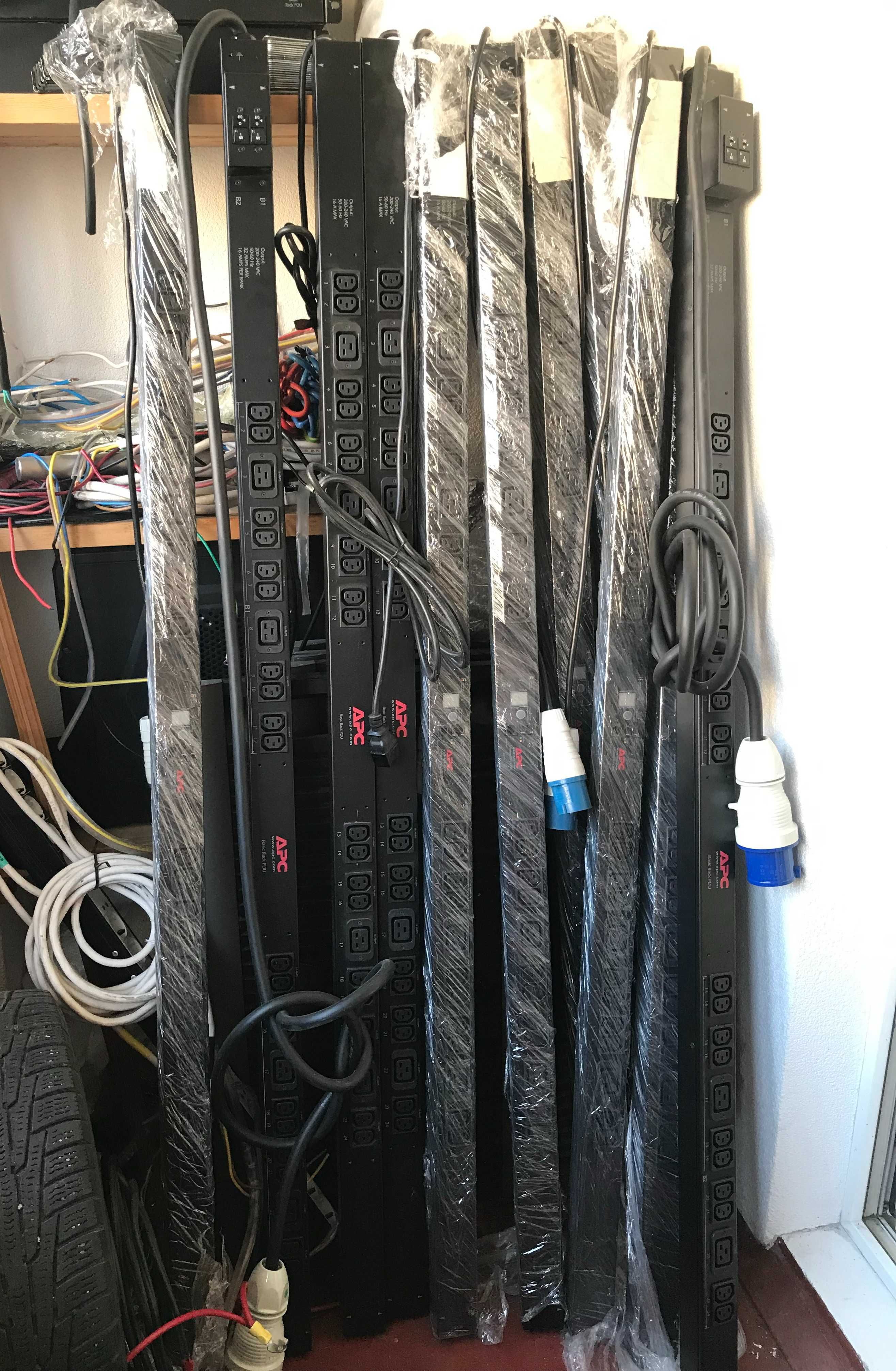 Блок силових розеток APC Rack PDU AP8853 AP8653 AP8881 AP8886