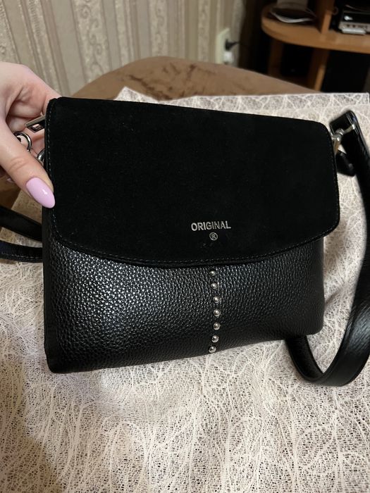 Сумочка женская в наличии