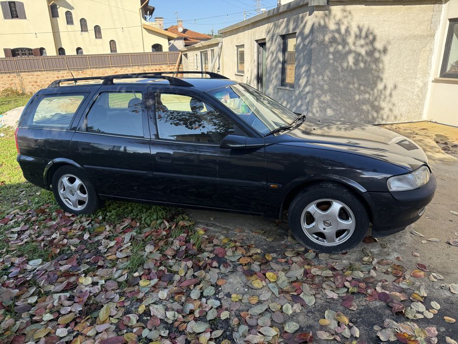 Opel astra em bom estado