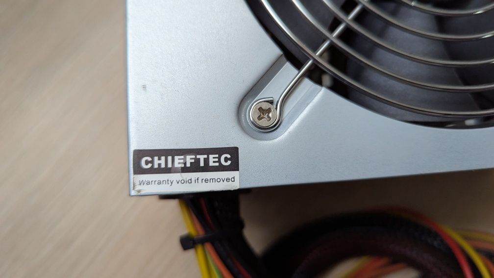 Блок живлення 450w Chieftec CTG-450-80P. Пломба. Повністю справний