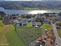 Terreno Com Vista Rio Em Gondomar Com Projeto Aprovado Para Empreendim