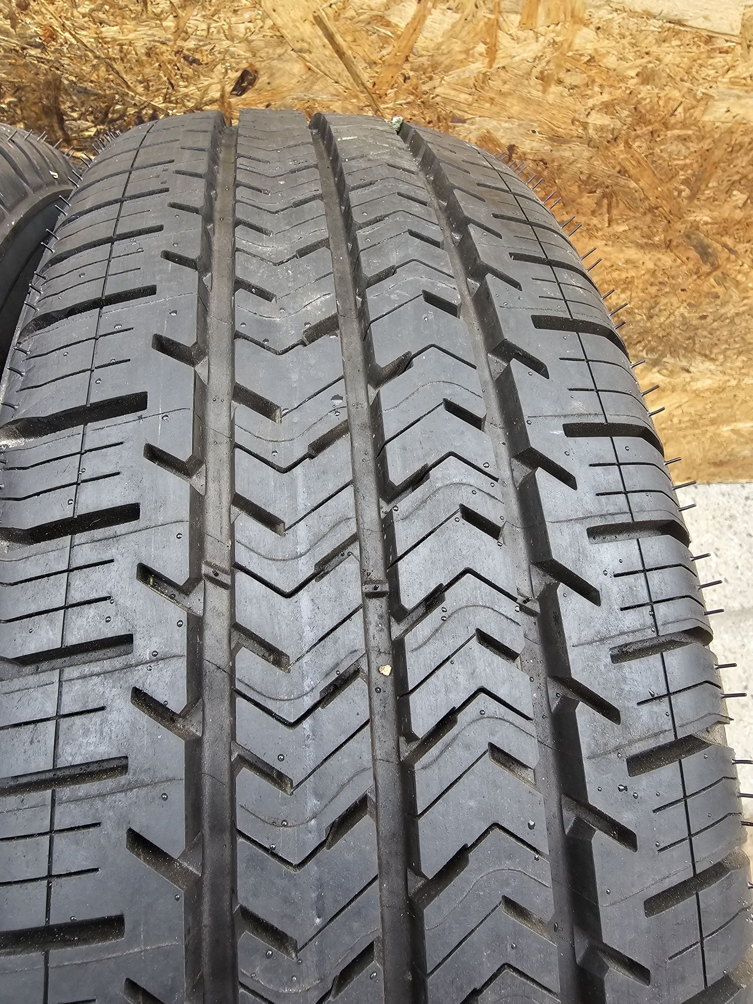 Nowe!!  215/65 r16C Michelin Agilis 51. M+S. 18/19