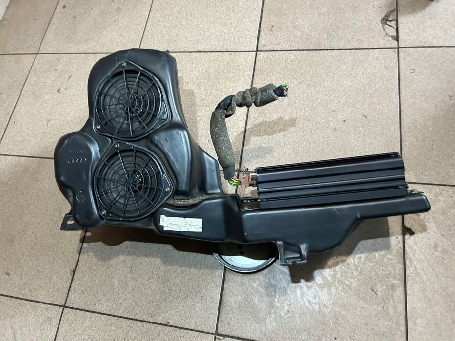 Subwoofer głośnik Wzmacniacz Bose Audi A6 C5 Sedan