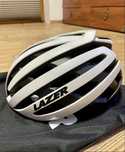 Kask rowerowy / szosowy LAZER Z1 Kineticore / M - 55-59 cm / 220 gr