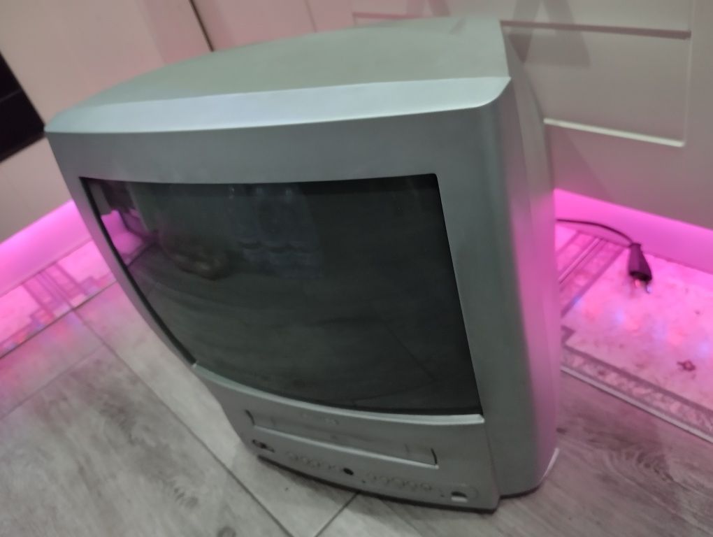 Telewizor CRT Philips na części .Dostawa olx