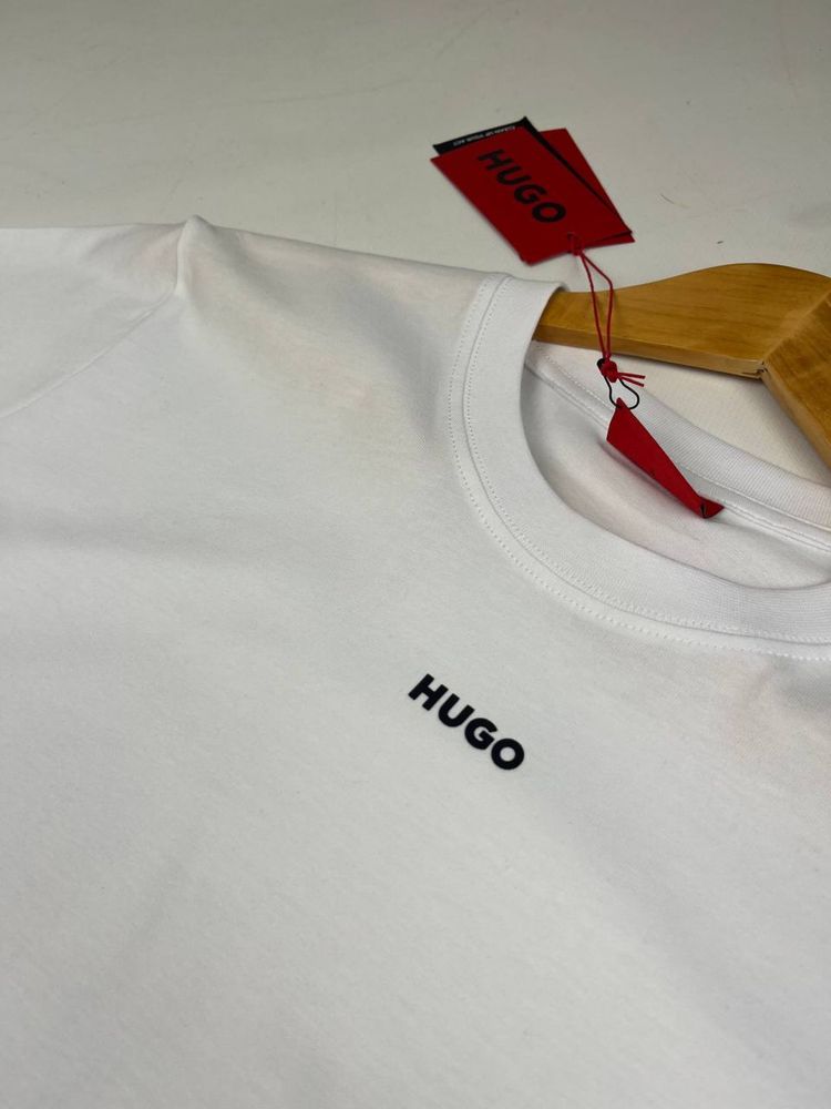Футболка HUGO BOSS