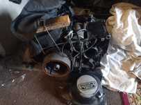 Silnik Suzuki GS250 w częściach