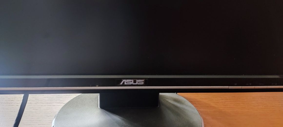 Monitor de pc da marca ASUS em óptimo estado