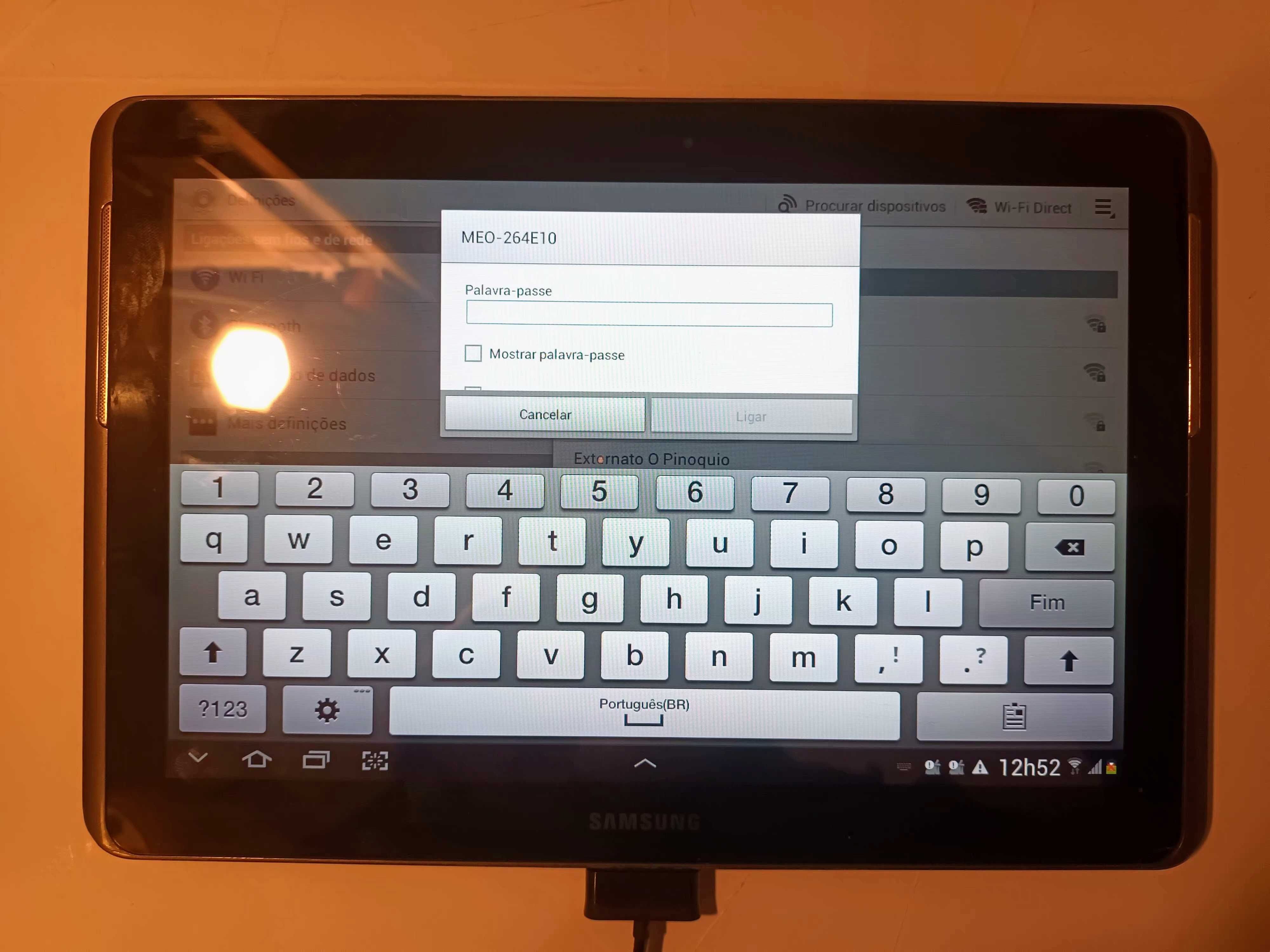 Tablet Samsung Galaxy Tab 10.1  usado, mas em razoável estado.