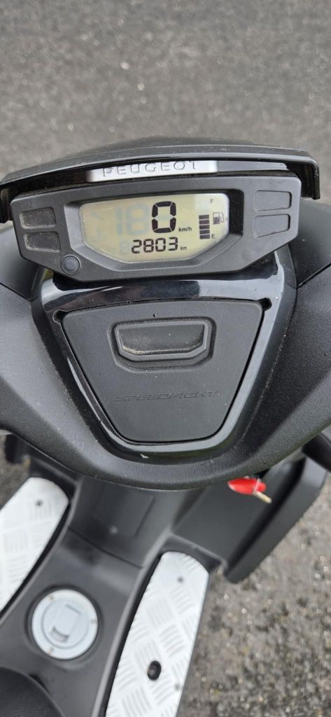 Pegeot Speedfight 4 generacji jak nowy