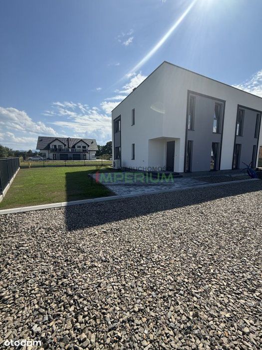 Dom w zabudowie bliźniaczej 105 m2 w Chełmcu.