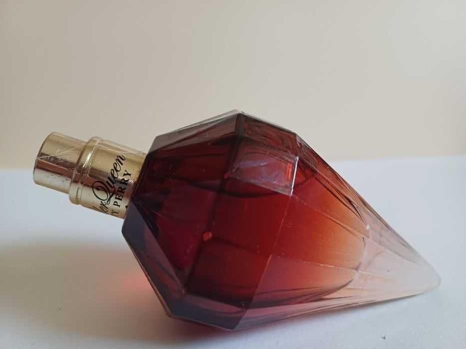 Katy Perry Killer Queen eau de perfum 50 ml charytatywnie