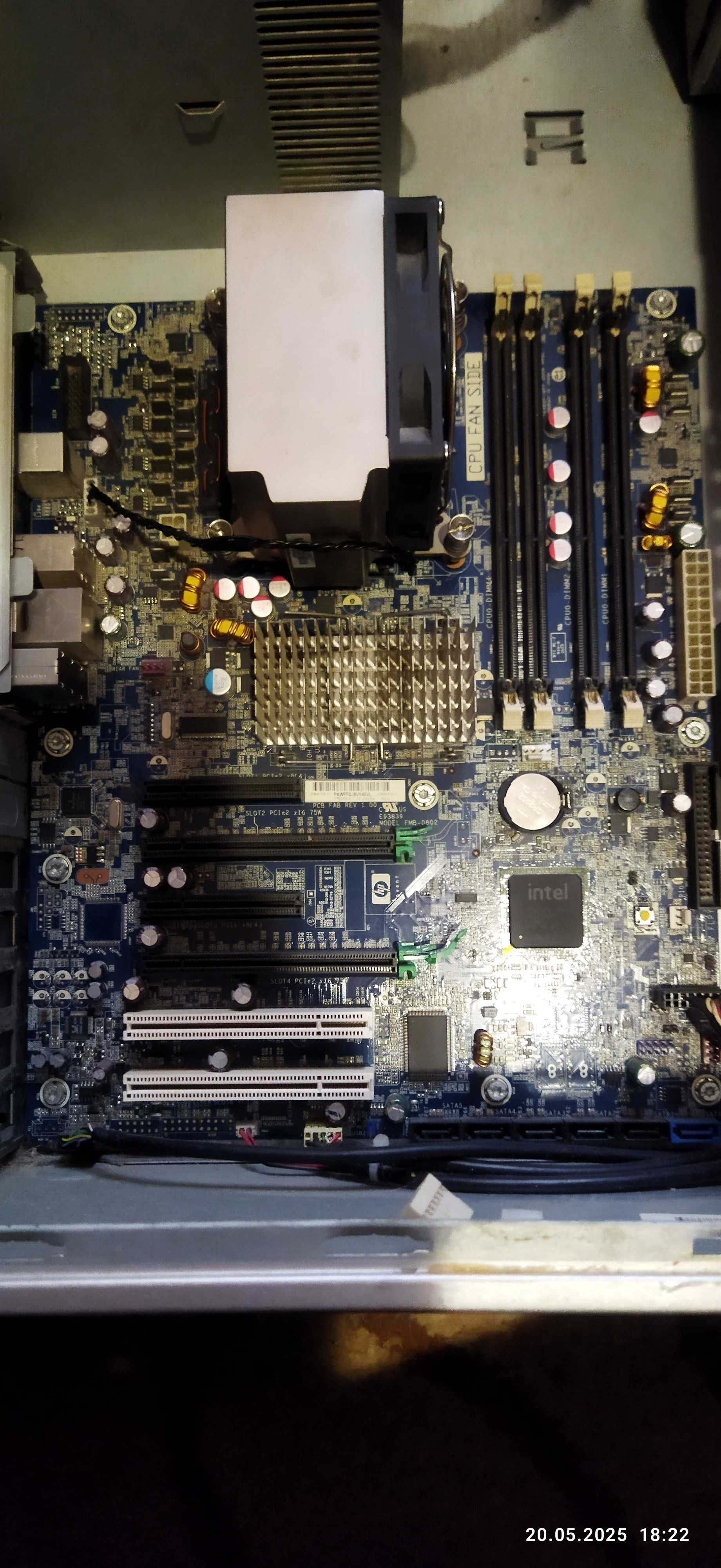 Продам комплект 2е Материнки Gigabyte GA-X58-USB3 ddr3 s1366