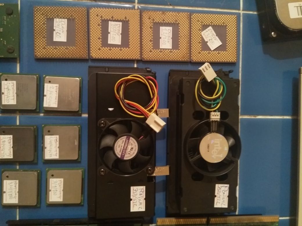 Lote de CPUs para PC