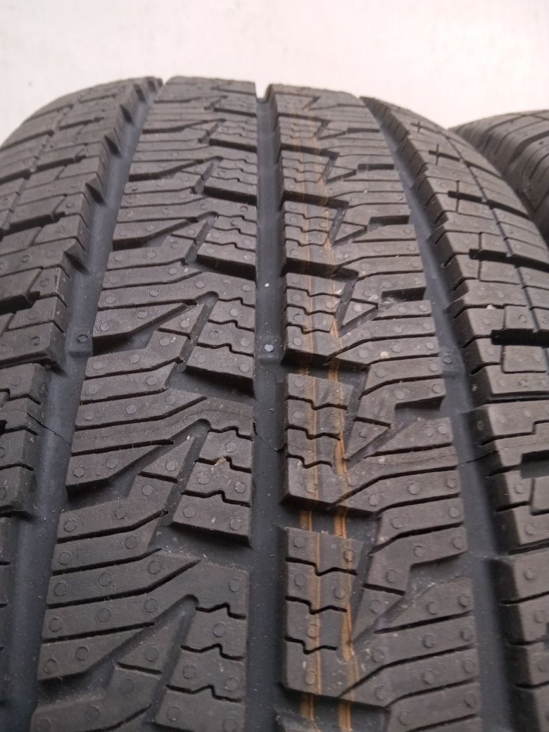 Opony całoroczne 225/65R16c Continental Demo 23r