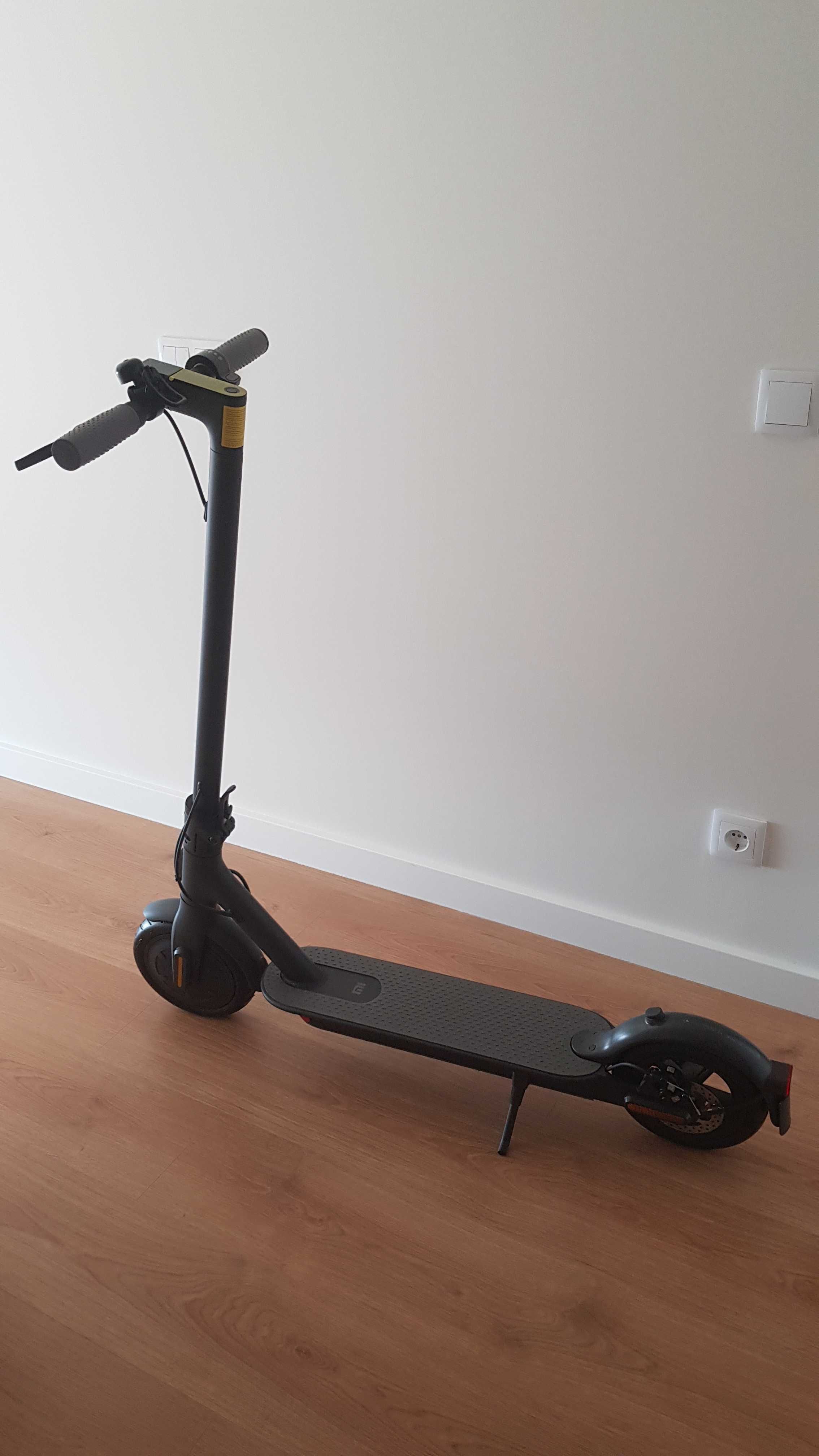 Trotinete Mi Electric Scooter 1S