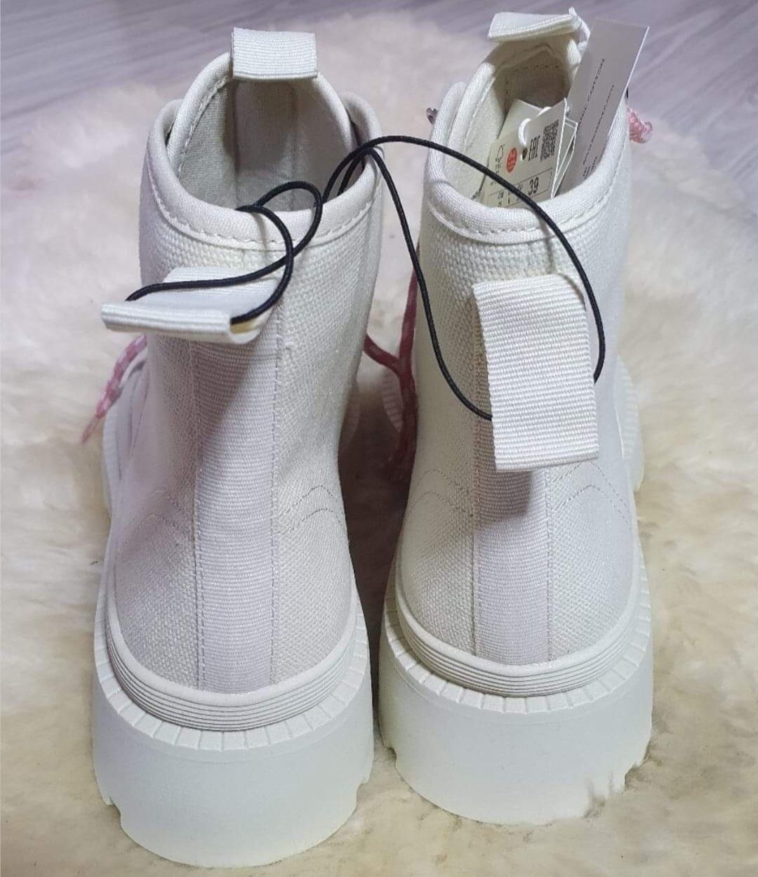 Botki 39 Buty Bezowe Reserved Nowe