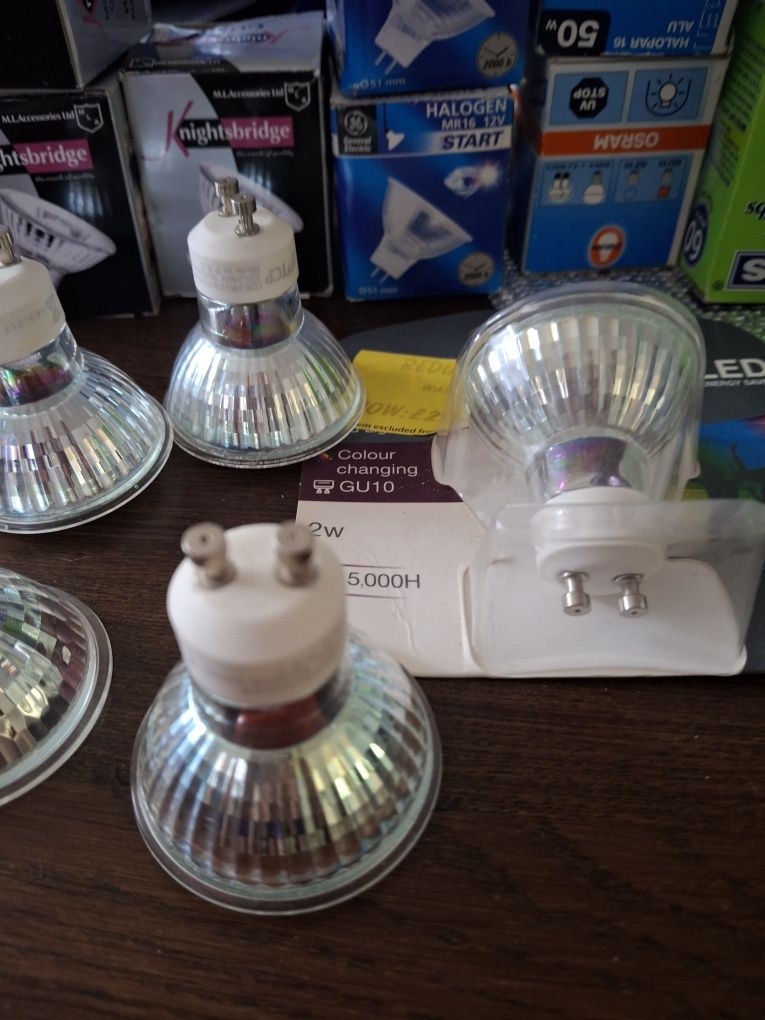 Halogeny led ,żarowki