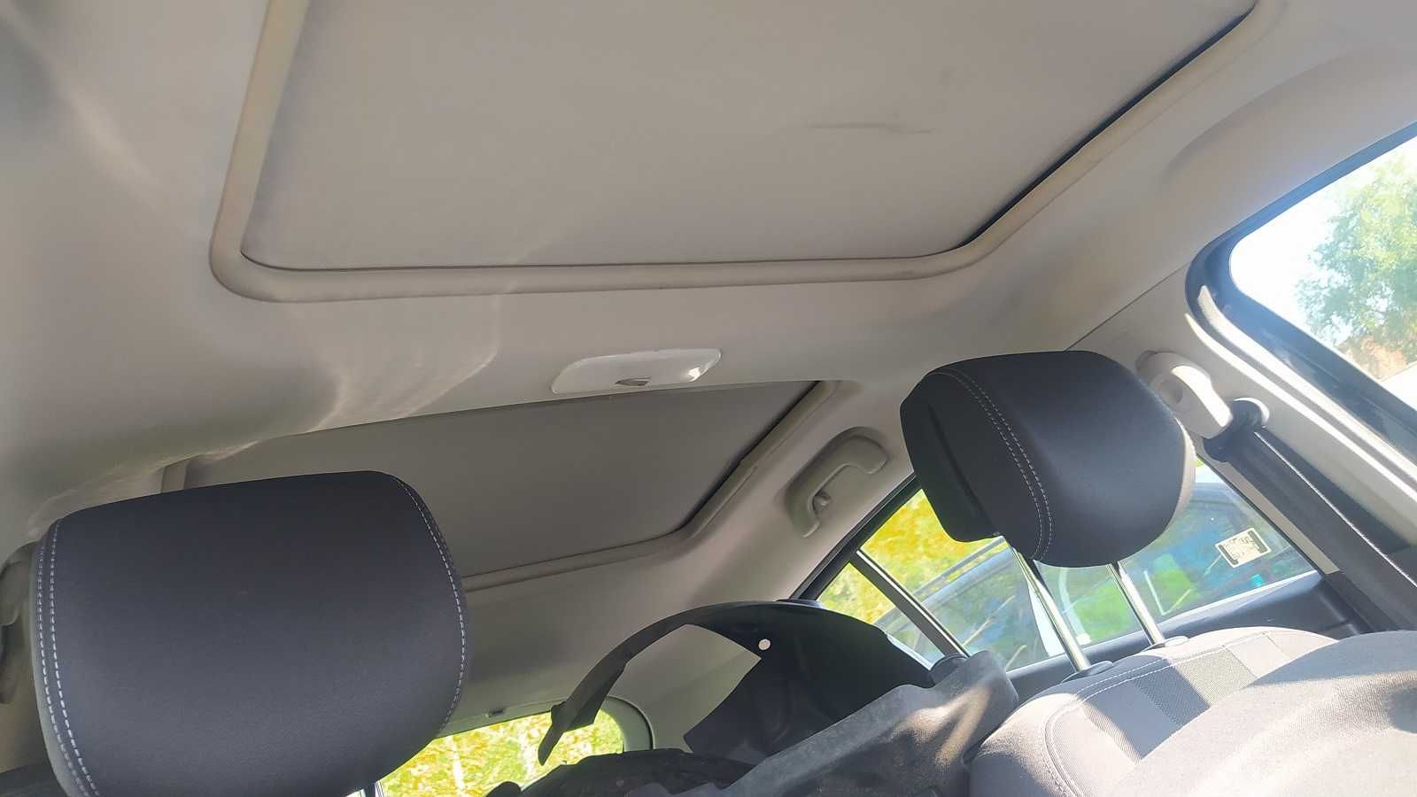 Renault Megane III 1.4 TCe uszkodzony
