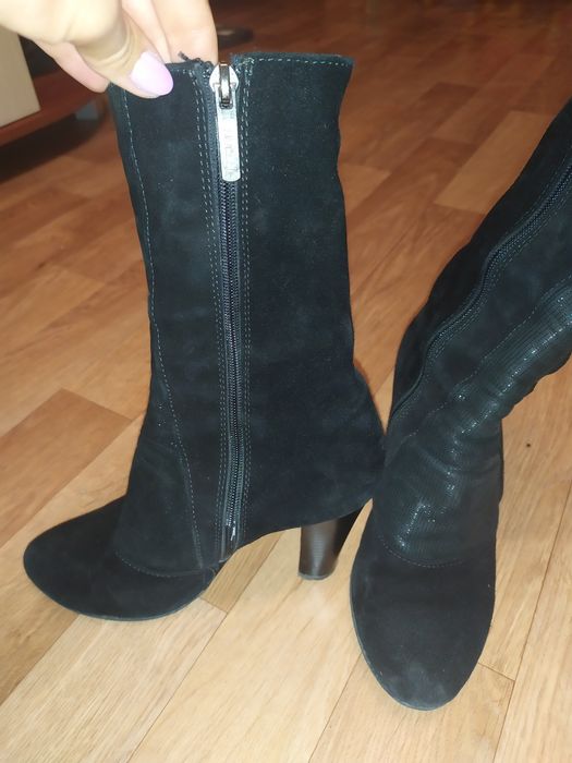 Замшевые натуральные сапожки