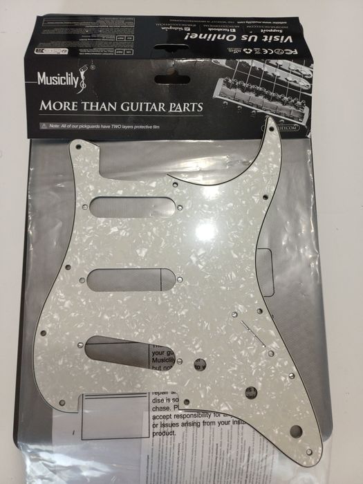 Pickguard maskownica do Fender Stratocaster