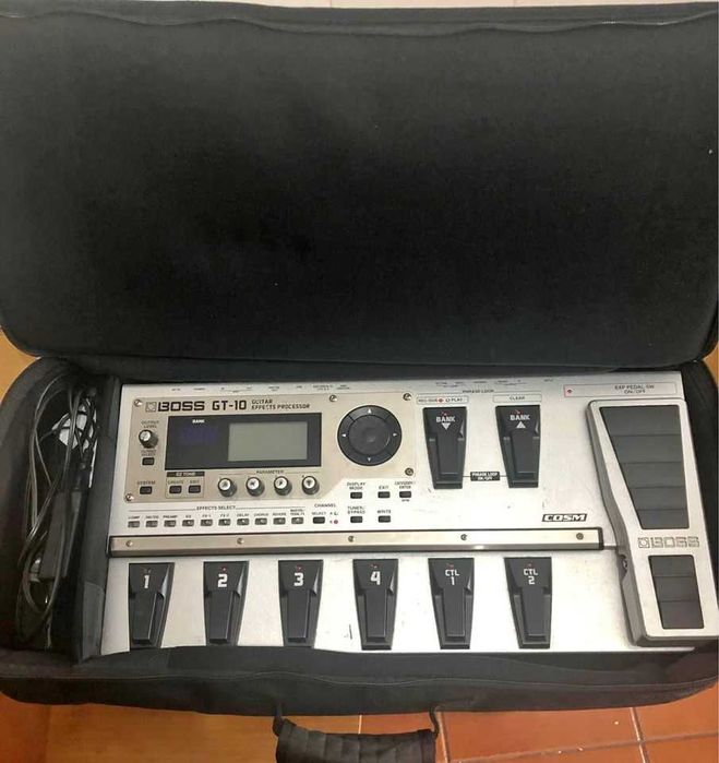 Pedaleira Boss GT10 \ pedais