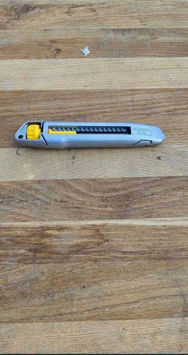 Nóżki tapicerski stanley.