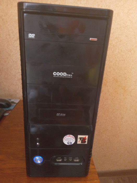 Комп'ютер настільний