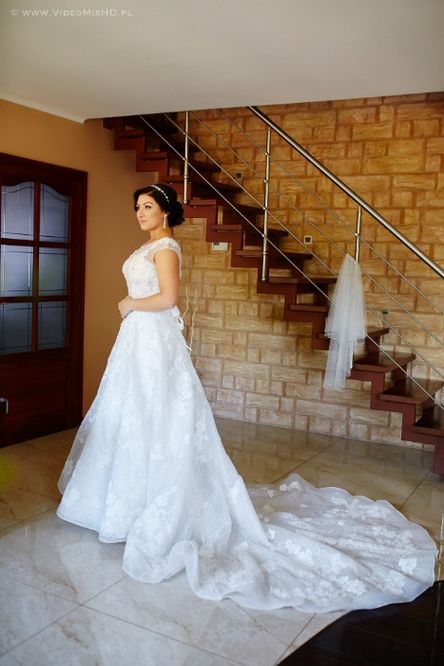 Wyjątkowa suknia ślubna - hiszpański projektant