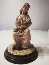 Estatueta "mãe pobre" em porcelana