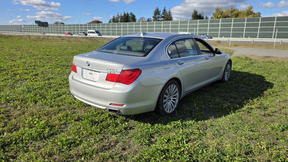 Sprzedam BMW 750 Li