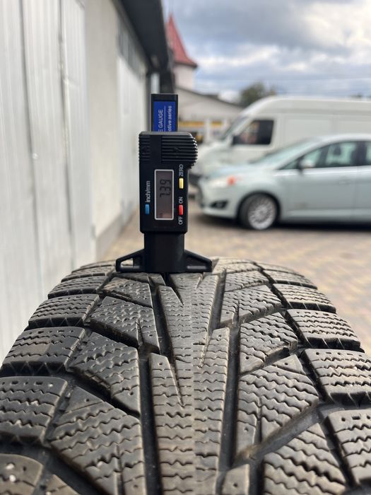 Зимові шини 195/65 R15