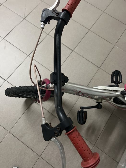 Bicicleta berg charm 16 rosa usada