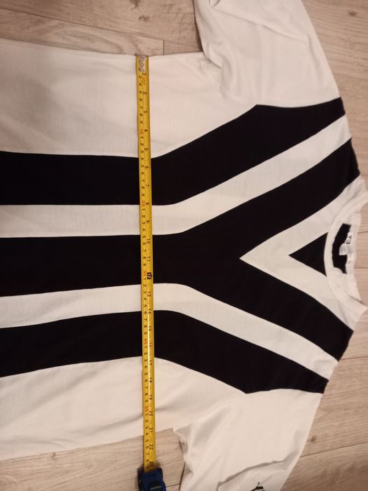 Продам футболку Y-3 Adidas
