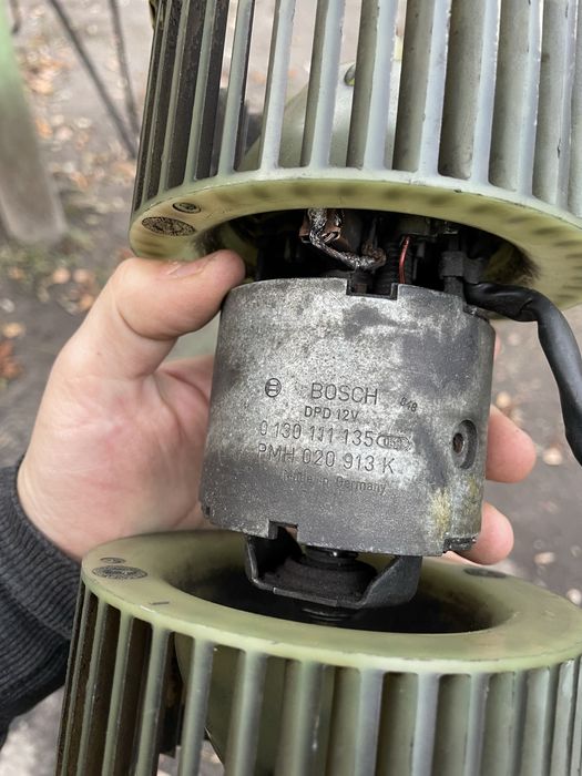 Вентилятор опалення BMW E34 BOSCH