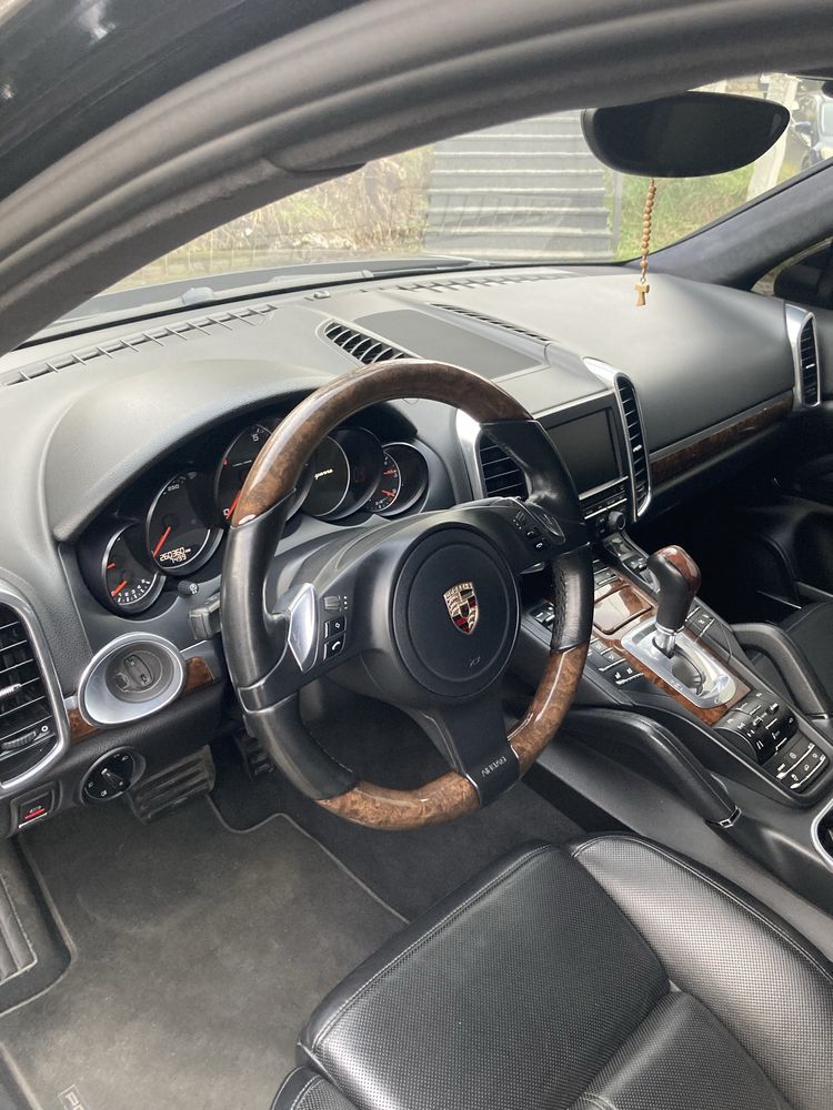 Продам своє надійне авто